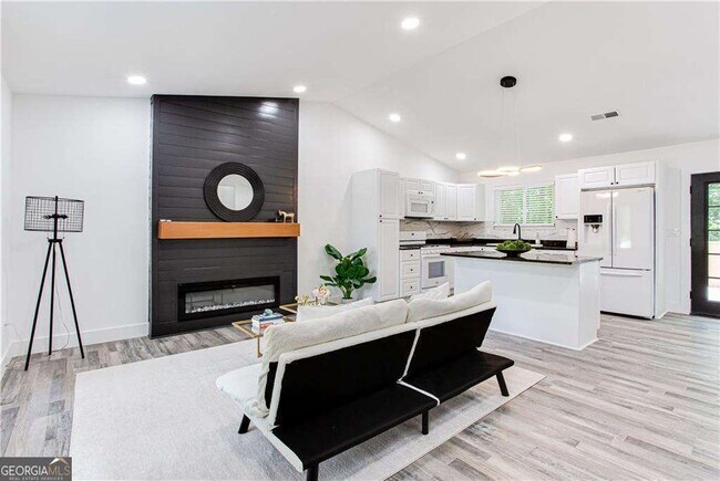 Foto del edificio - 3038 Sutter Ct SW