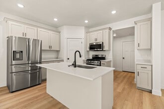 Building Photo - 158 S 100 E