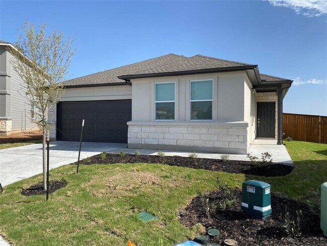 Building Photo - 1009 Sandra Ann Wy