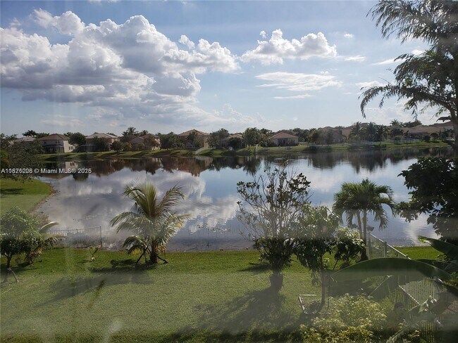 Foto del edificio - 14226 NW 21st St