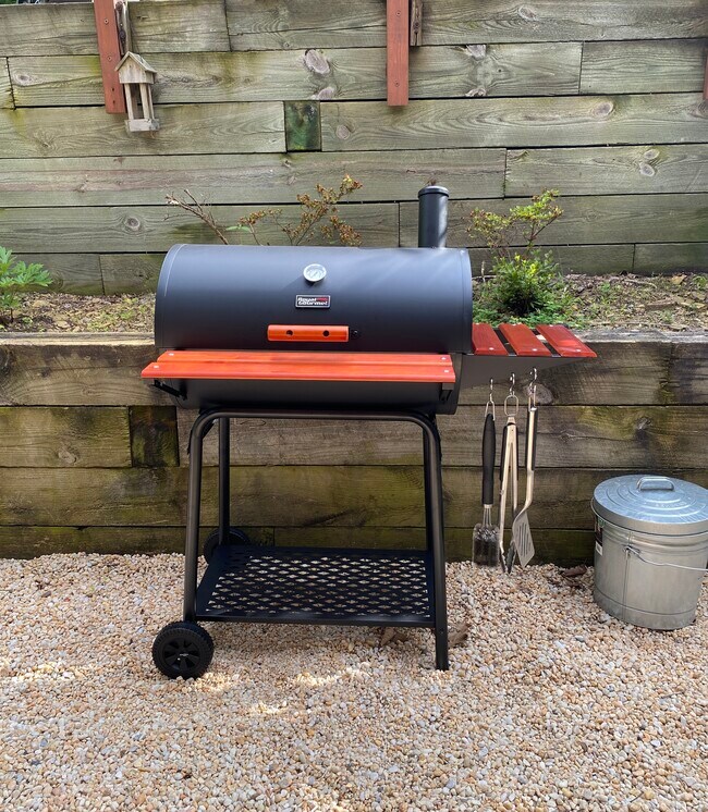 New grill and BBQ tools - 475 King St