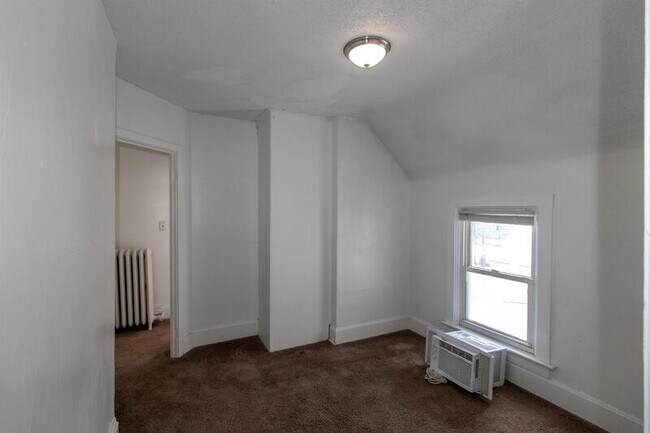 Foto del edificio - 1111 5th Ave NW