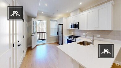 Building Photo - 163 Allston St