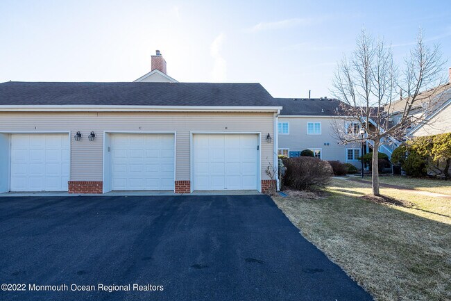 Building Photo - 1H Rutland Ln