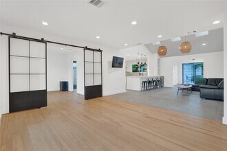 Building Photo - 5226 Kinglet St