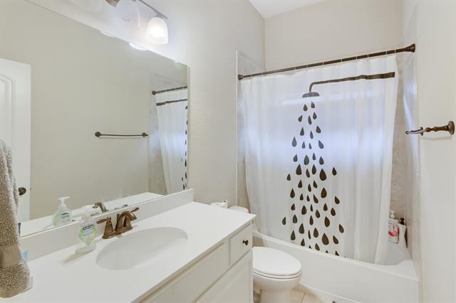 Building Photo - 10709 Parnell Dr