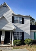 Building Photo - 117 Mesa Ln