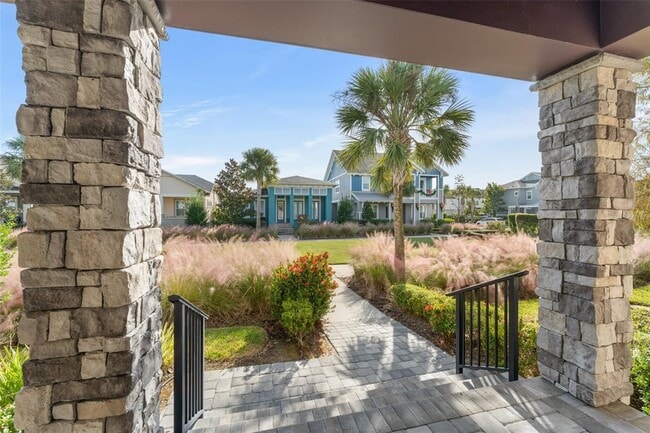 Building Photo - 13833 Behring Ave