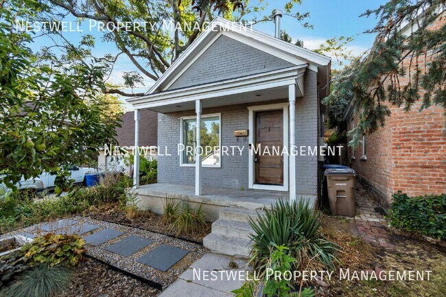 Foto del edificio - 334 N Almond St