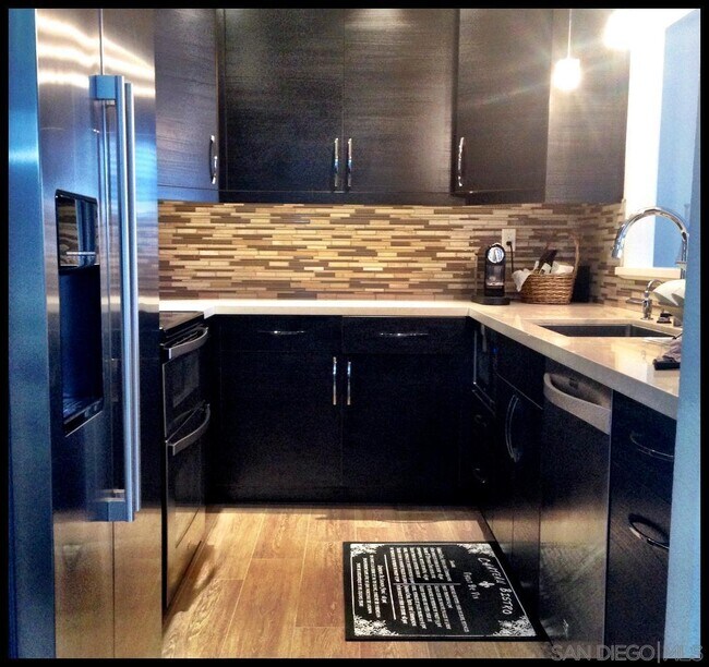 Foto del edificio - 7757 Eads Ave