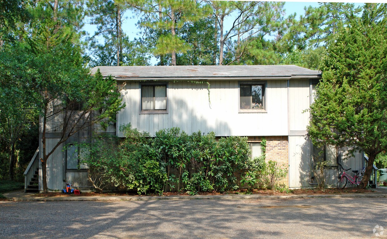 Building Photo - 3708 Donovan Dr