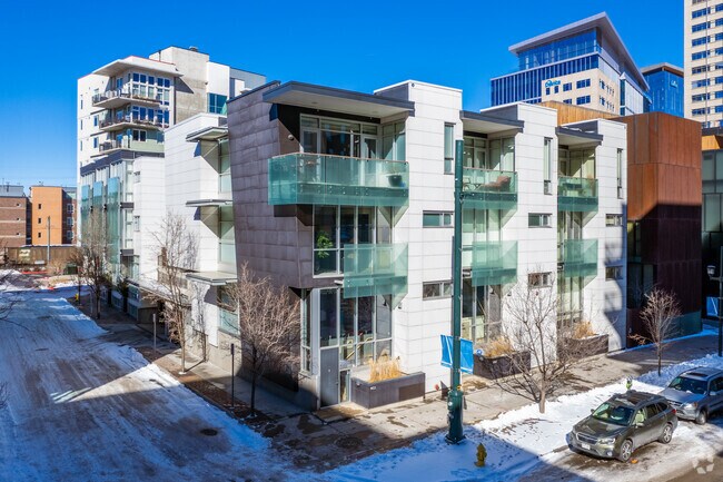 South Corner - 1467 Delgany St