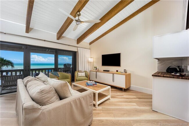 Foto del edificio - 2355 NE Ocean Blvd