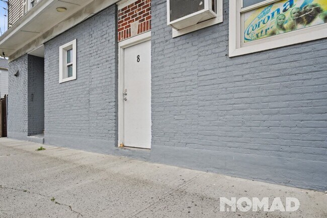 Foto del edificio - Charming 3BR APARTMENT  in Bridgeport