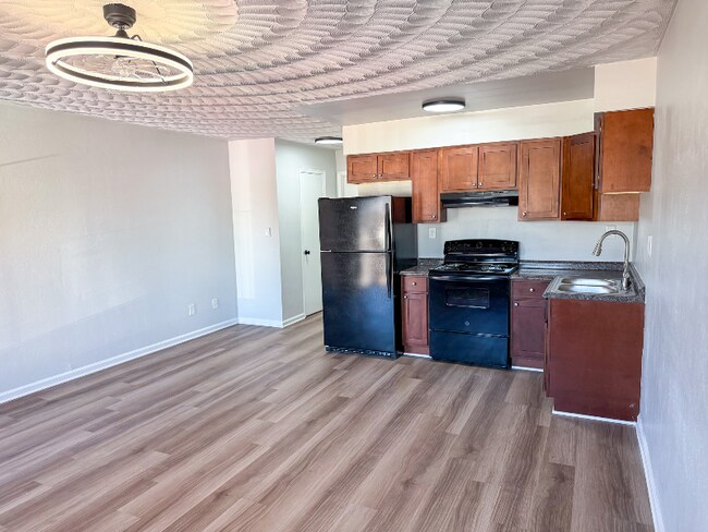 Foto del edificio - 717 Guy Ave