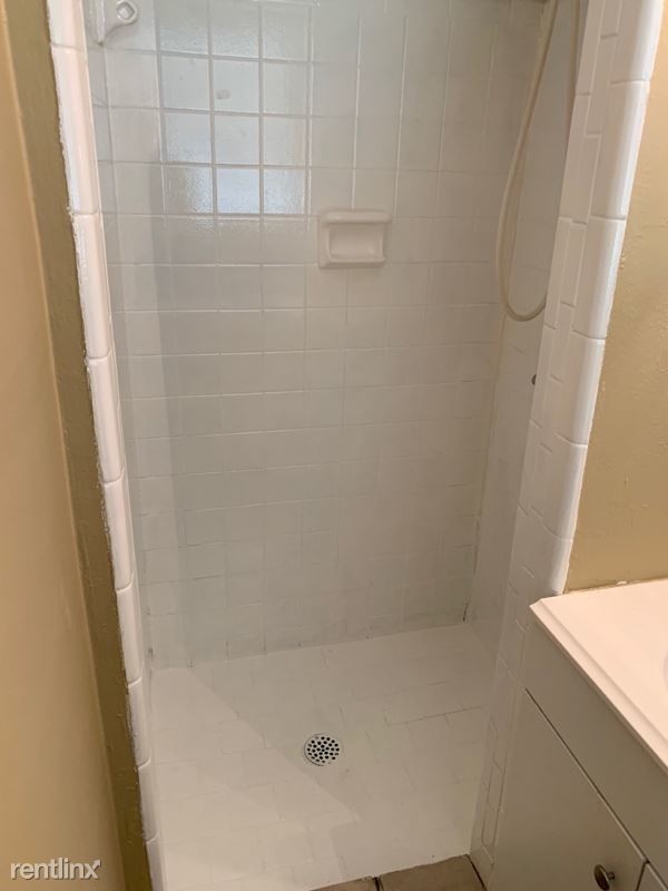Building Photo - 3 br, 2 bath House - 2405 Savoy Dr