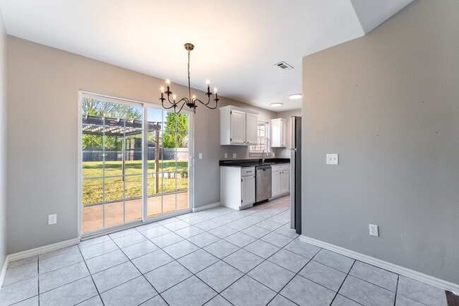 Building Photo - Centerton Sanctuary: 3-Bedroom, 2-Bathroom Rental with Expansive Backyard