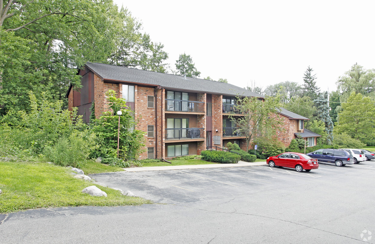 Primary Photo - Village East Apartments