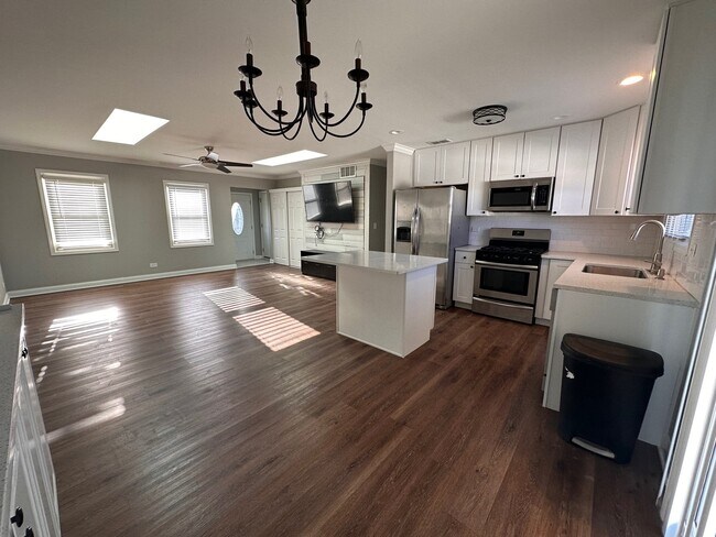 Foto del edificio - 713 Berwick Pl
