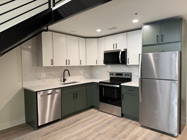 Foto del edificio - 1453 Maple Ave