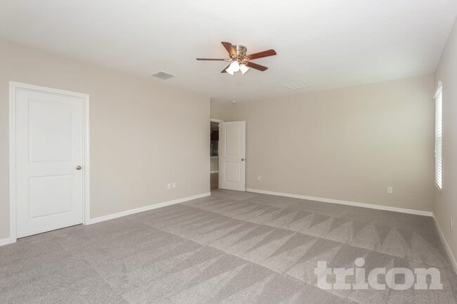 Building Photo - 10411 Fairy Moss Ln