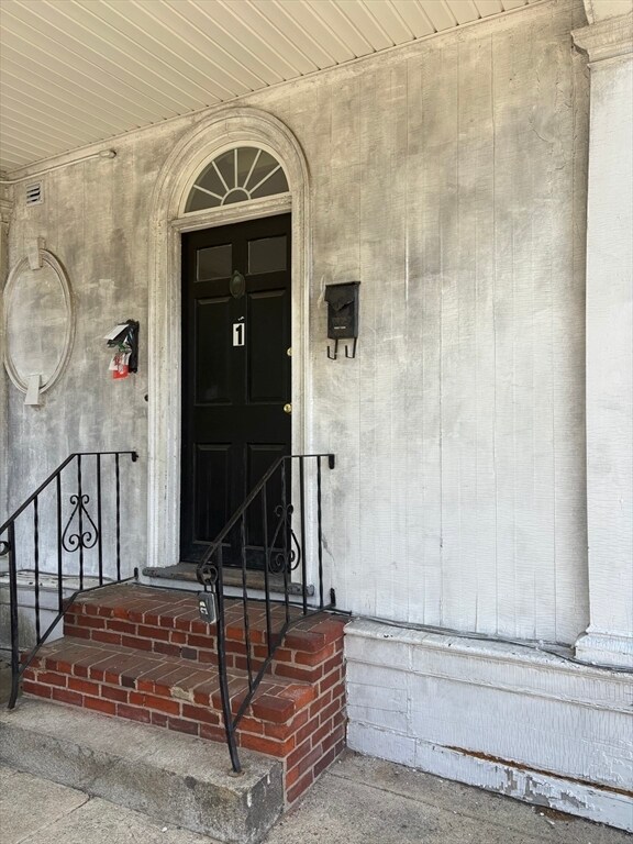 Foto del edificio - 215 W Elm St