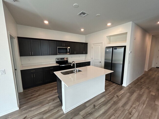 Building Photo - 18023 W Soft Wind Dr