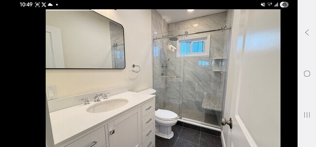 bath 1 - 96 Brayton Rd
