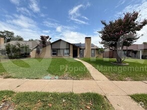 Building Photo - 2929 Holy Cross Ln