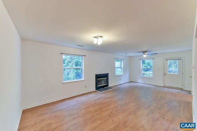 Building Photo - 104 Morris Paul Ct