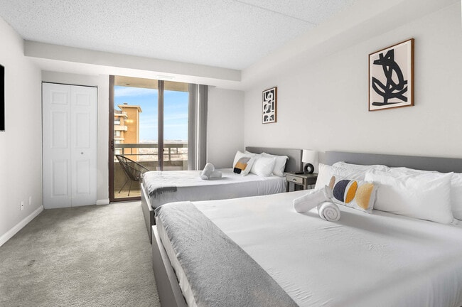 Building Photo - 401 12th St S