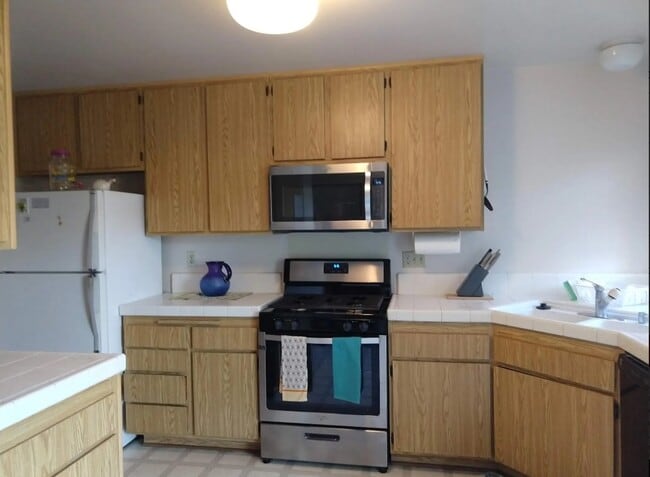 Building Photo - 1206 Mission Verde Dr