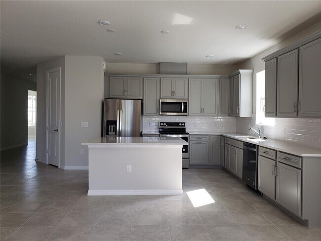 Building Photo - 17244 Cagan Crossings Blvd