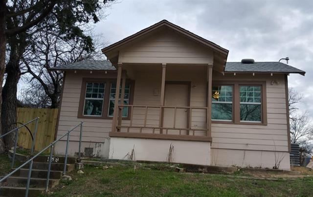 Primary Photo - 1208 E Magnolia Ave