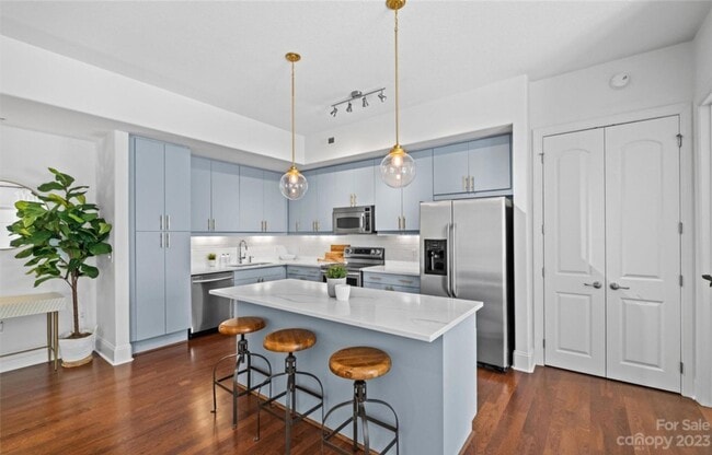 Photo - 4625 Piedmont Row Dr Apartment