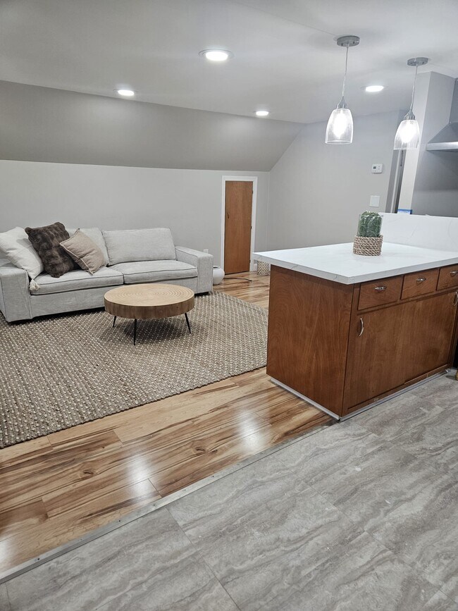 Foto del edificio - 115 N Hull St