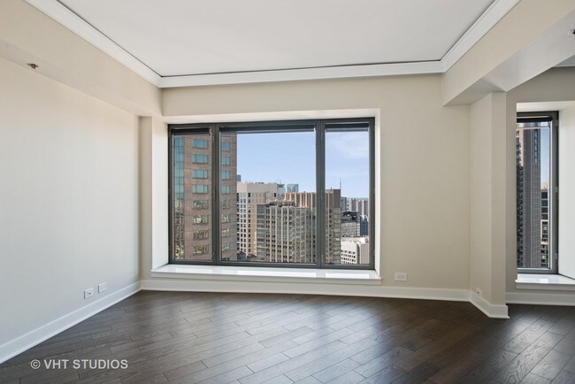 Building Photo - 950 N Michigan Ave