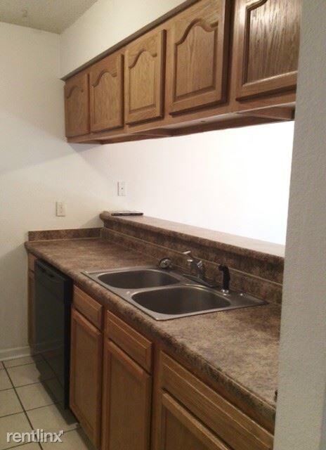 Building Photo - 2 br, 1 bath Apartment - 2053 6th St