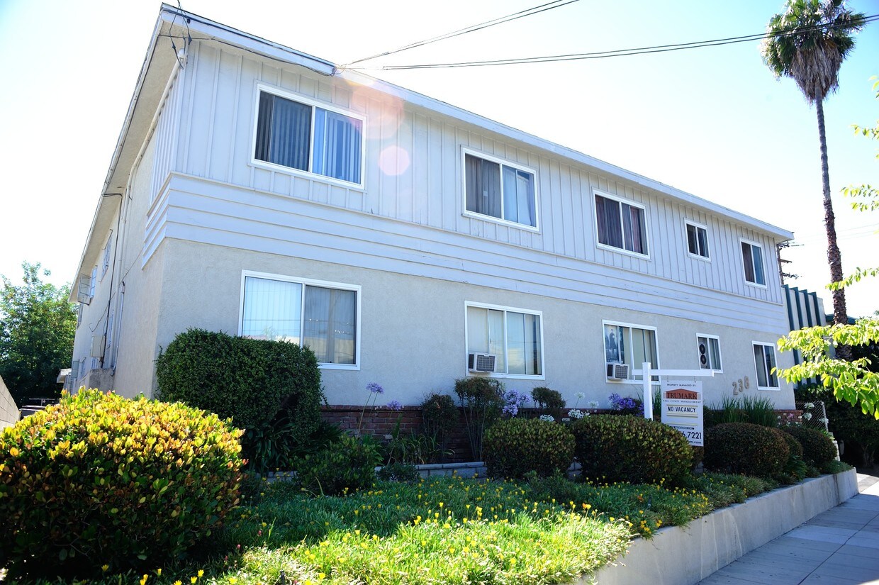 Building Photo - 238 N Verdugo Rd