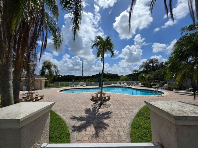 Foto del edificio - 17363 SW 22nd St