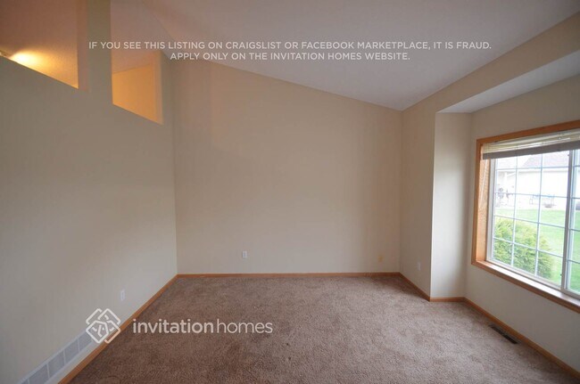 Foto del edificio - 3570 Kaiser Ct NE