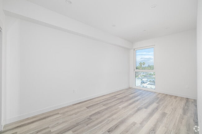 1BR, 1BA - 715SF - Bedroom - Villas at Valley Glen
