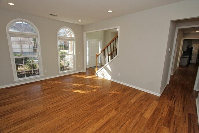 Foto del edificio - 5057 Bethpage Dr NE