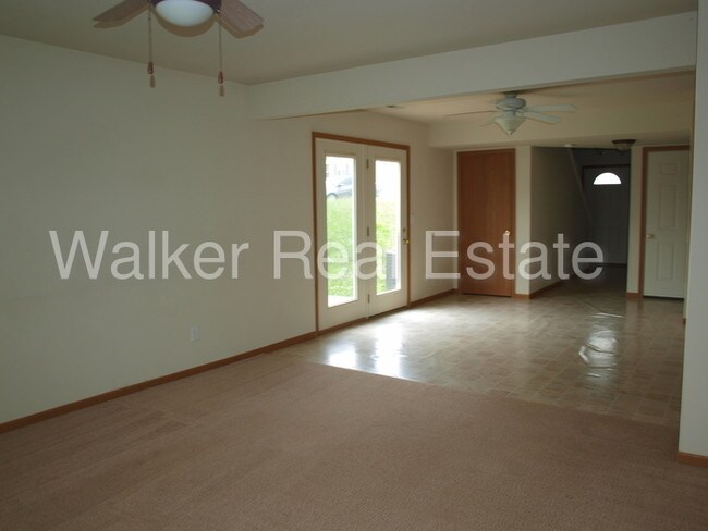 Foto del edificio - 16848 Hurricane Ln