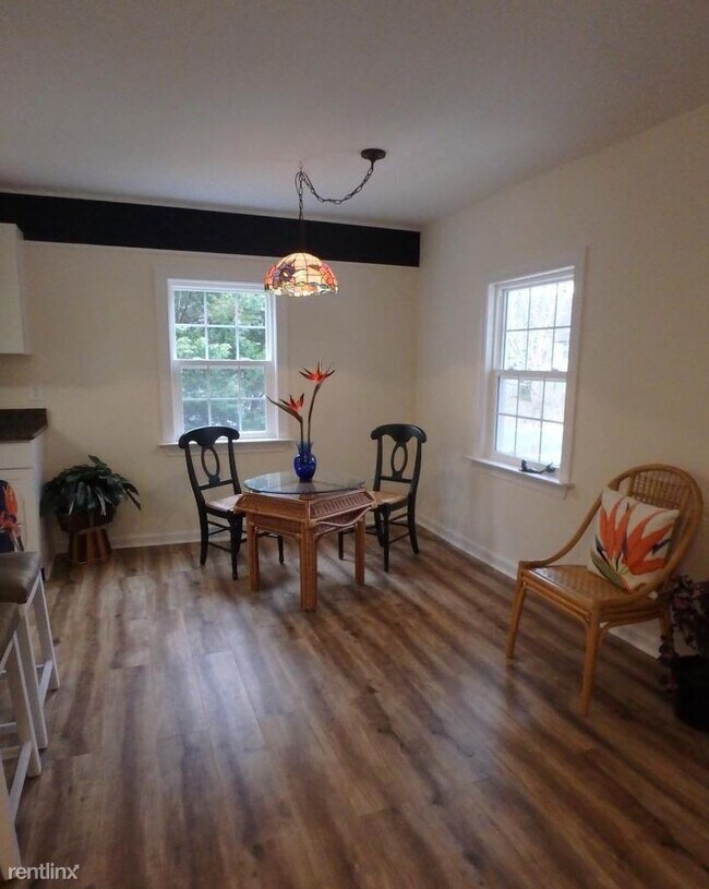 Building Photo - 2 br, 2 bath House - 521 Beech Drive