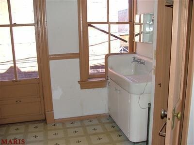  - 1209 Allen Ave