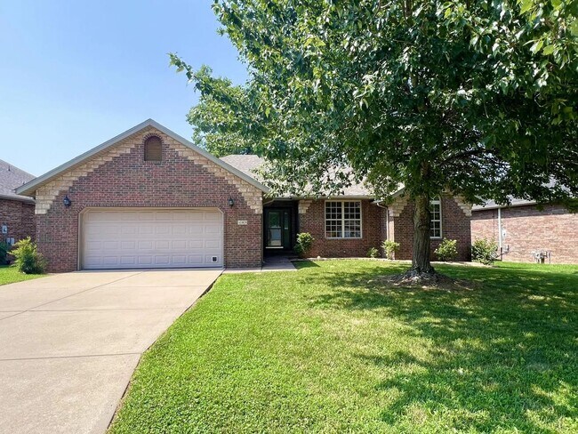 Foto del edificio - Beautiful Home in Nixa! Wont Last!