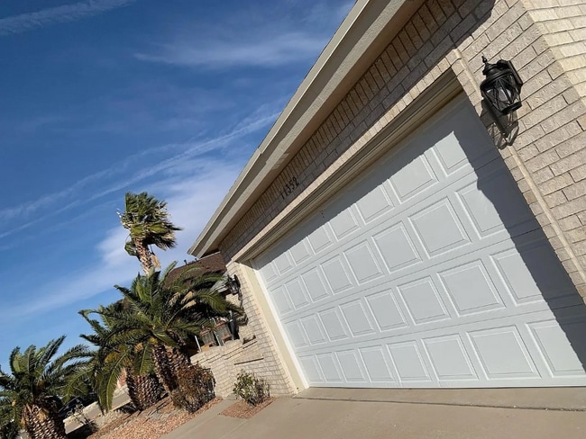 Foto del edificio - 11352 Loma Crystal Pl