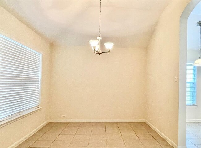 Building Photo - 910 Pickett Hill Ln