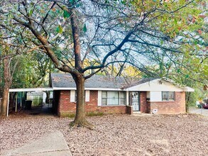 Building Photo - 200 Eton Rd